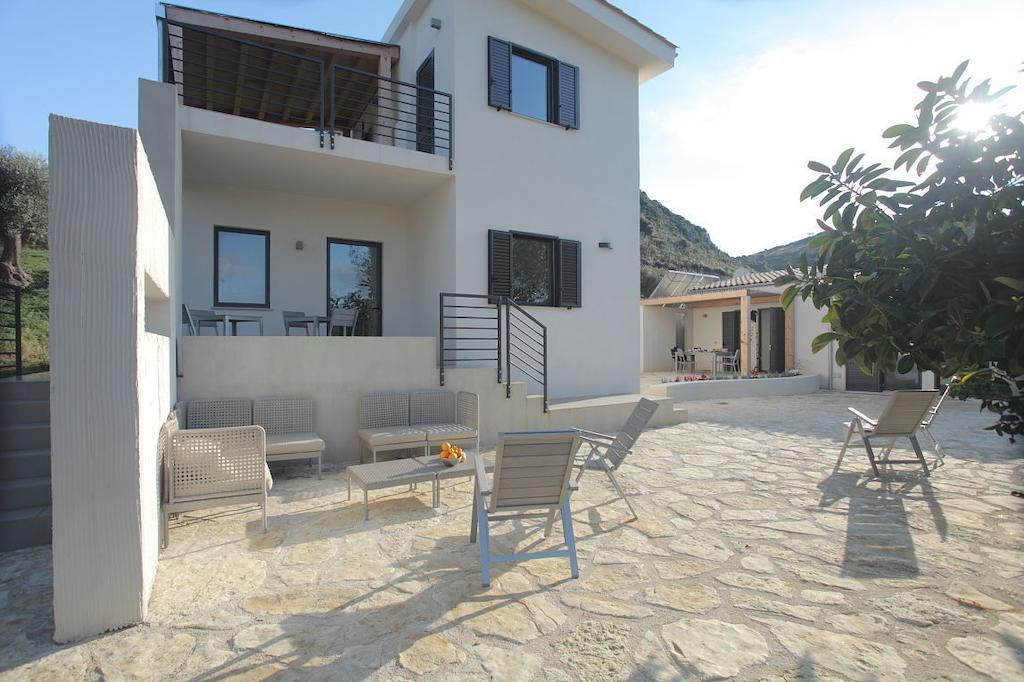 Agriturismo Casebianche Монталлеґро Номер фото